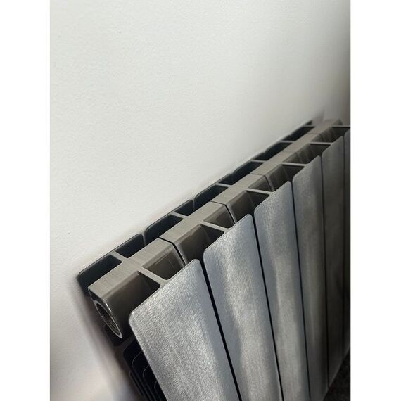 Алюмінієвий радіатор Fondital Blitz Super B4 Pure Metal, Висота точна: 350, Довжина точна: 640, фото 7